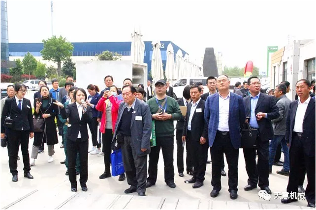 熱烈祝賀2019年全國裝配式建筑技術(shù)及配套材料推廣交流大會在天意機(jī)械召開